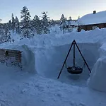 Family At Blefjell Lampeland